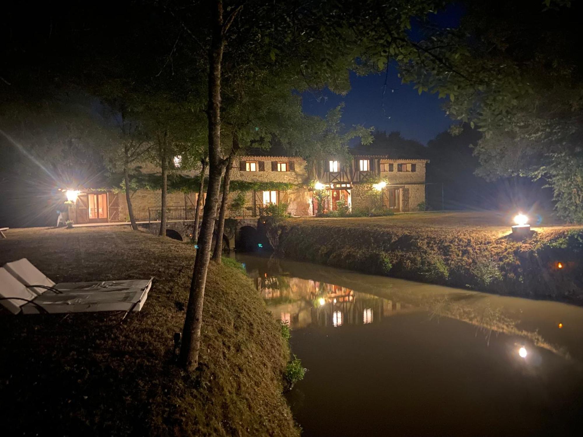 Gite Le Moulin Samsara Homps  外观 照片
